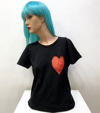 Load image into Gallery viewer, THE HEART T-SHIRT - SIZE M