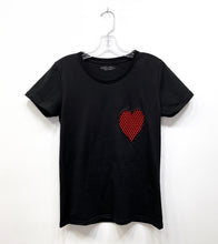 Load image into Gallery viewer, THE HEART T-SHIRT - SIZE M